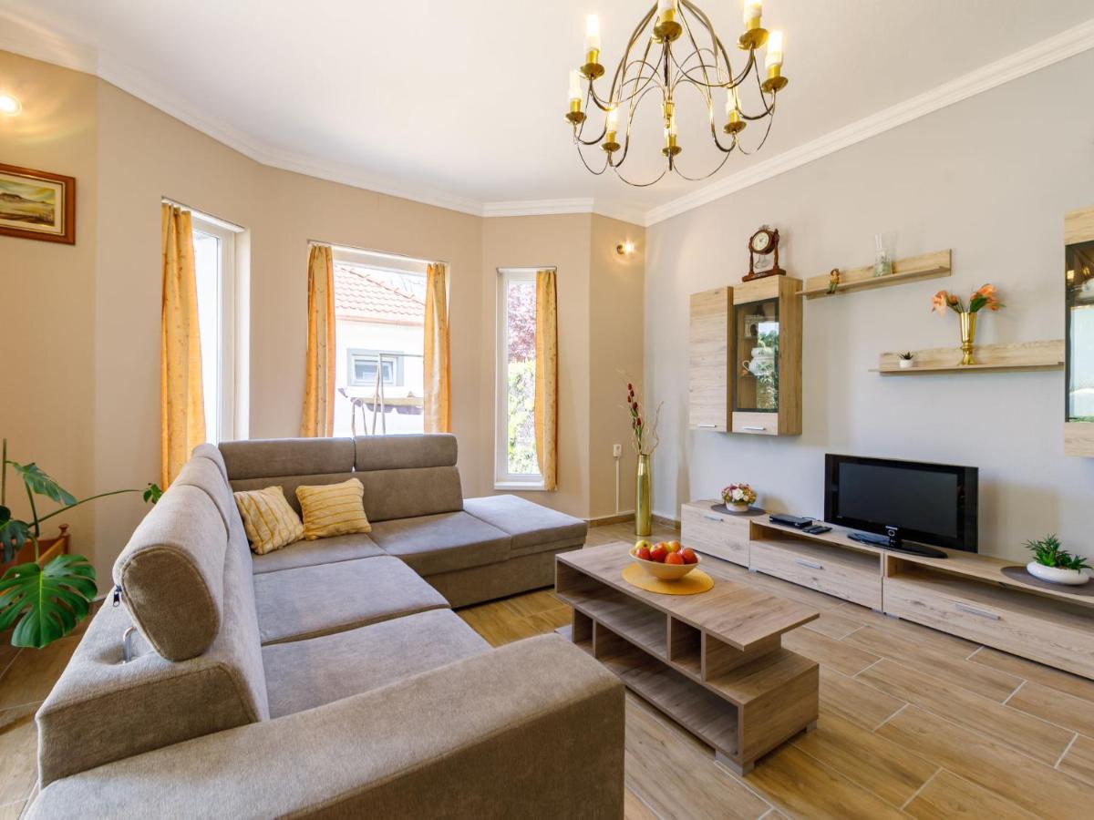 Holiday Home Ildiko By Interhome Balatonlelle Luaran gambar