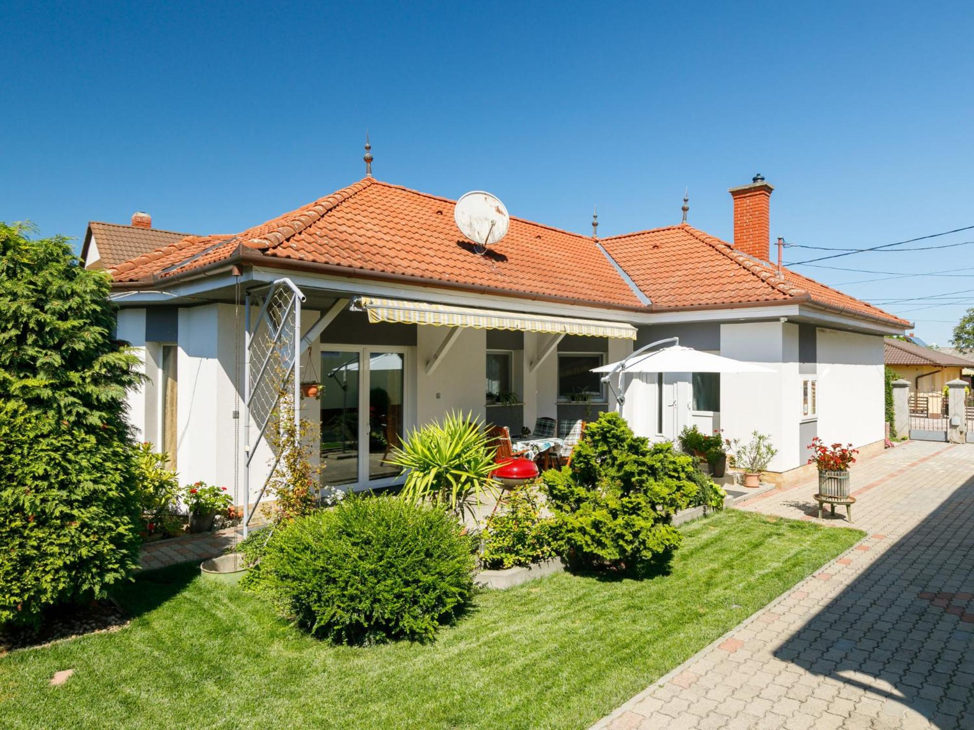 Holiday Home Ildiko By Interhome Balatonlelle Luaran gambar